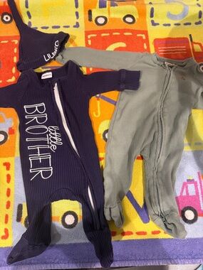 GAP onsie and Navy Ribbed Zipper Footed One-Piece with Hat